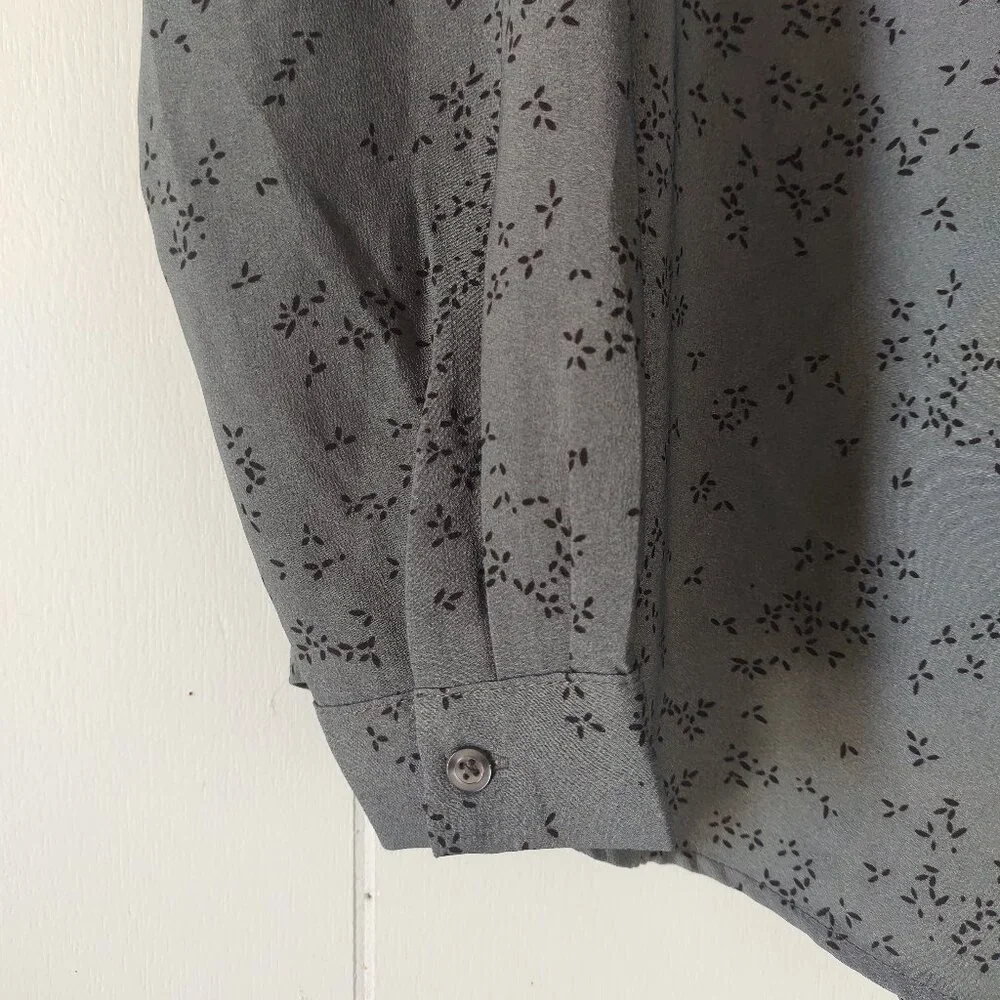 Hilary Radley Long Sleeve Printed Popover Blouse - Picture 5 of 7